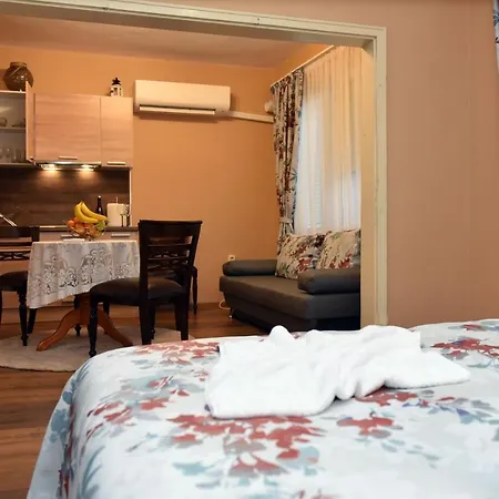 City Apartments * Βάρνα